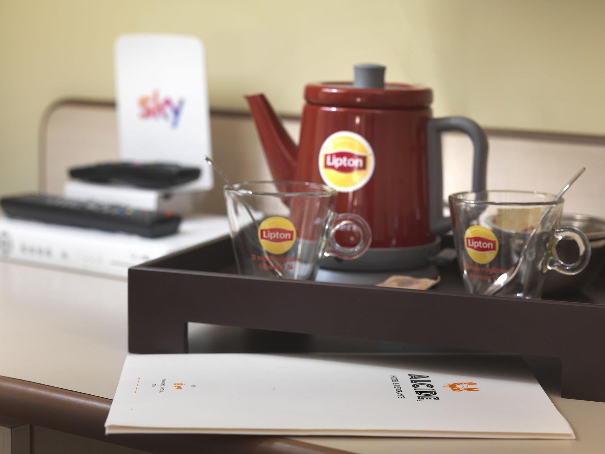 Hotel Ristorante Alcide Poggibonsi Εξωτερικό φωτογραφία