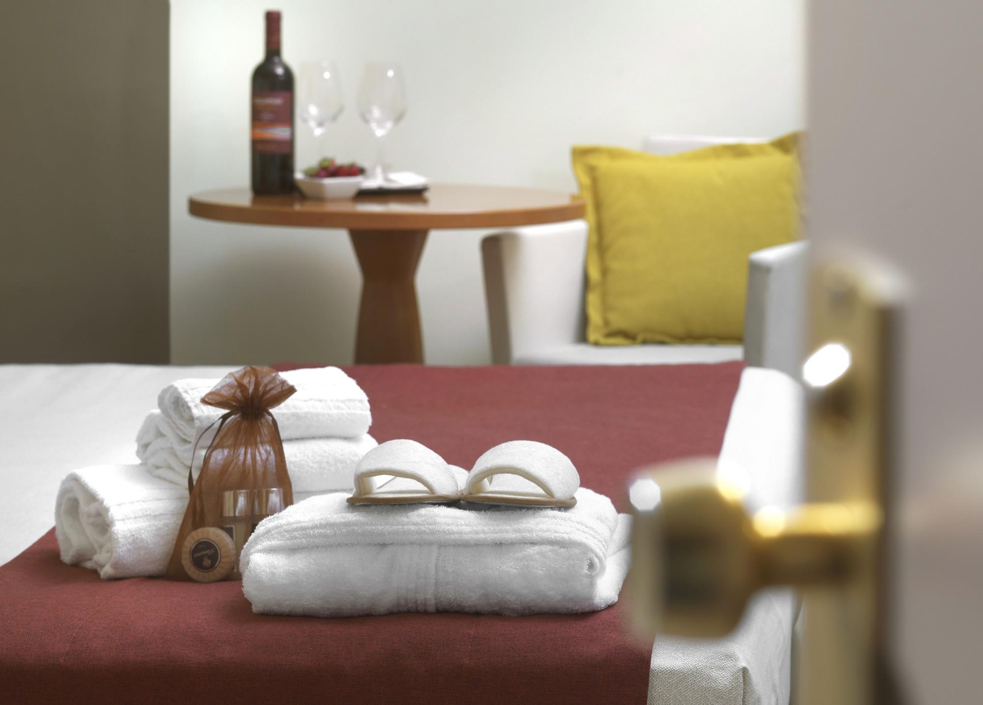 Hotel Ristorante Alcide Poggibonsi Εξωτερικό φωτογραφία